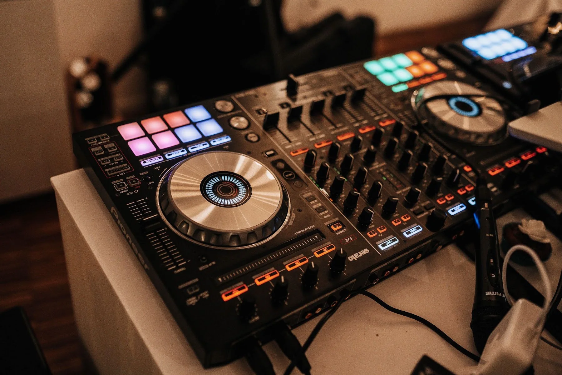 DJ-Controller – alles bereit für den nächsten Song